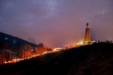 Oberallgäu: Funkenfeuer in Bad Hindelang (Bad Hindelang)
